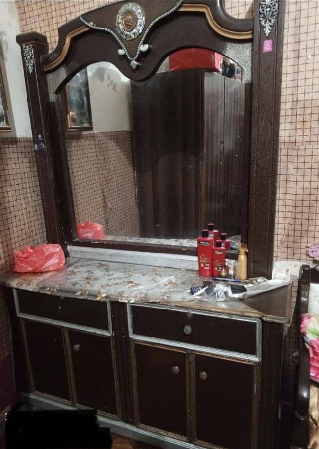 Dressing Table 1