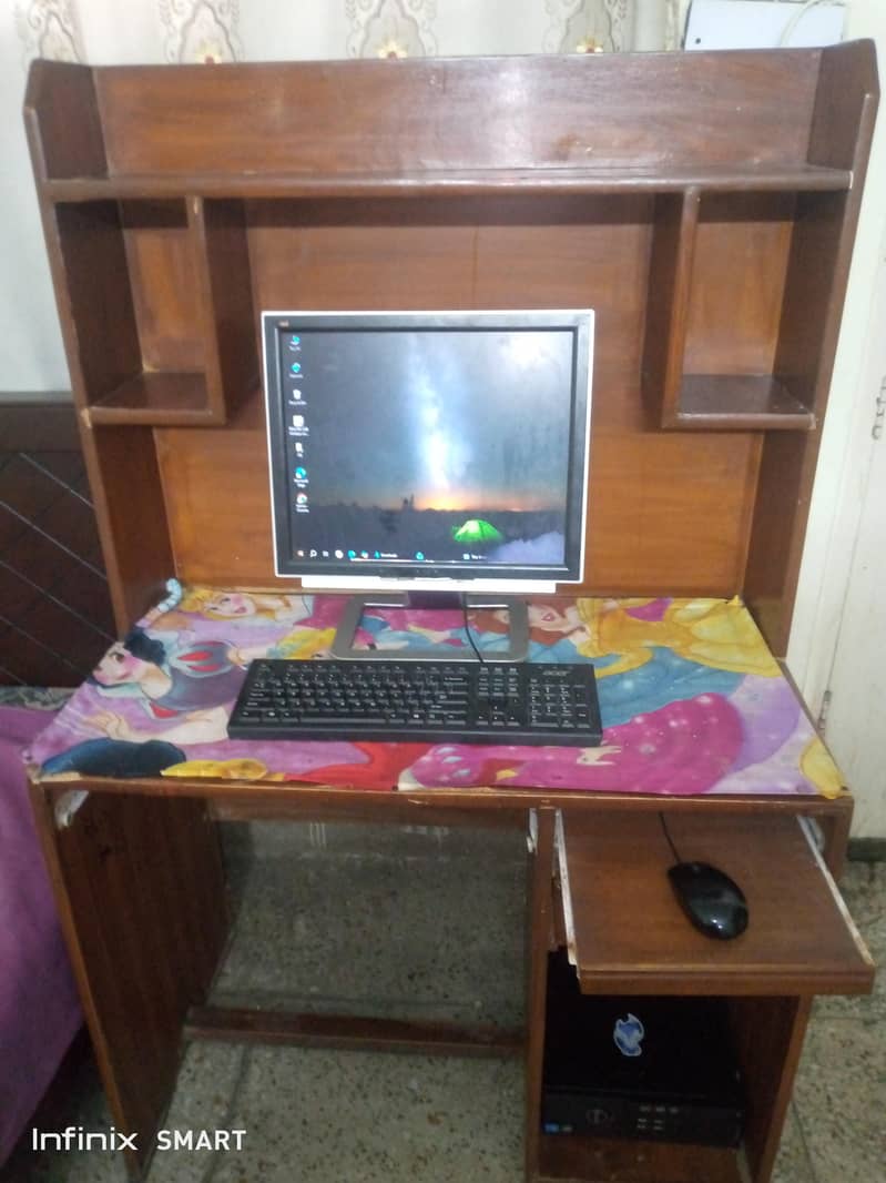 computer system with table 1