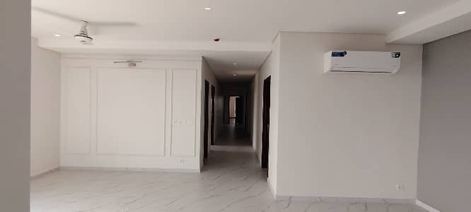 3 Bedroom Luxury Apartment