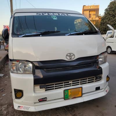 toyota hiace 214