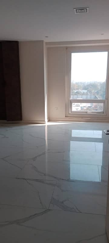 Luxury 3 Bedroom Apartment