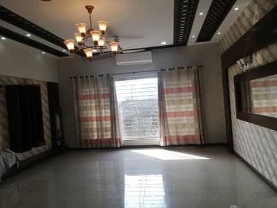 1 kanal 8 Beds Full House With Basement Is Available For Rent In Dha Phase 6