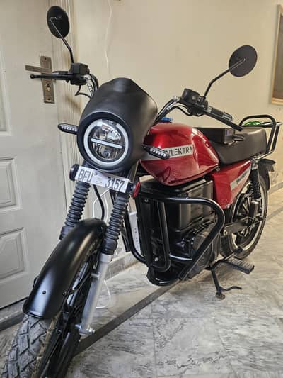 Vlektra Velocity 180 Special Edition