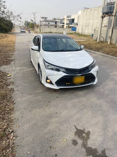 Toyota Corolla Altis Grande 2015