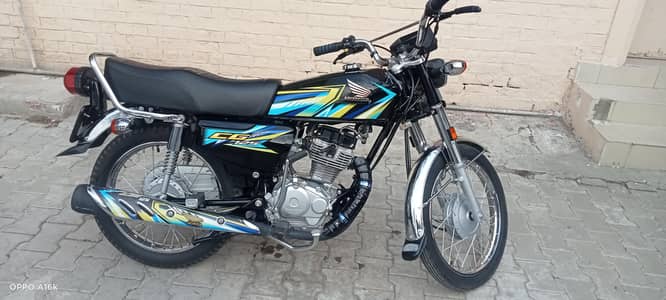 Honda 125, 2026 Sticker (Black)