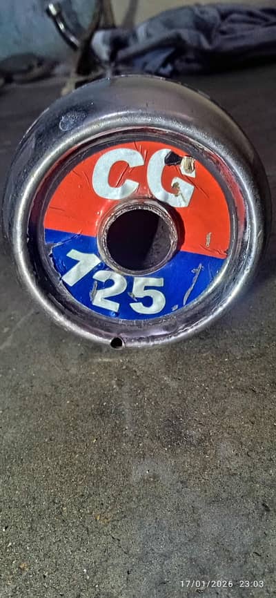 125 ke sound wala silencer hai 70cc mein fit hota hai heavy weight hai