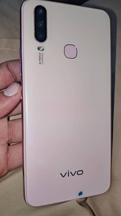 Vivo V17