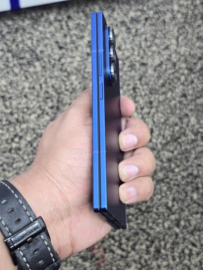 Samsung Z fold 7 official pta approved Whatsapp number 03286321270