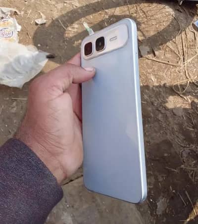 beautiful color 10 by 10 condition