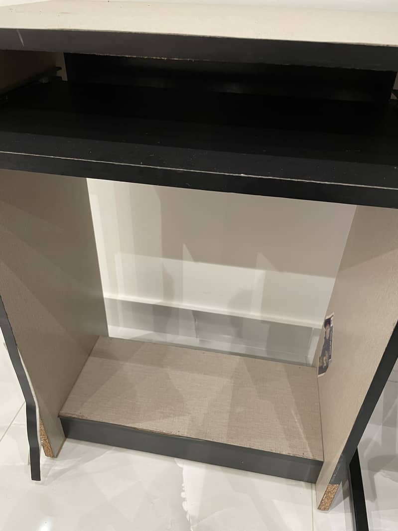 Study table for kids 2