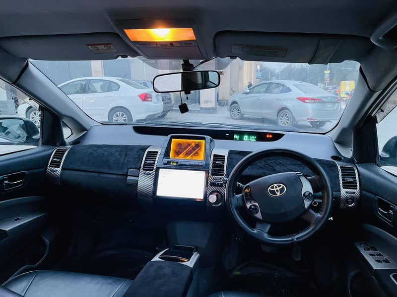 Toyota Prius S 1.5 full option like new battery abs 100% - Cars ...