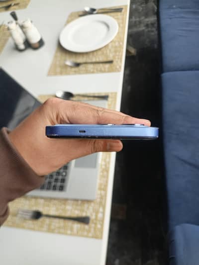 techno spark 40 with warranty