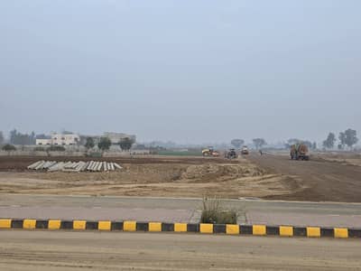 10 Marla plot Prime Location Ready to Build! All dues clear