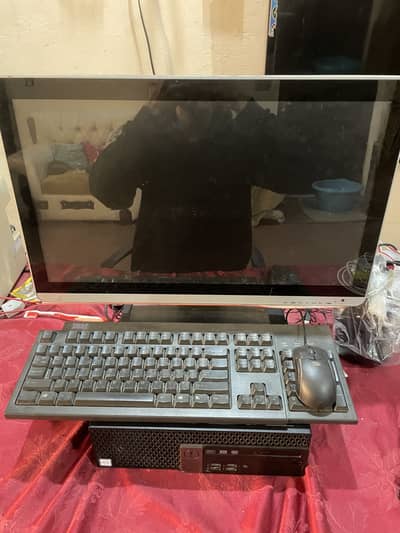 Core i 3 cpu+24inch lcd+ keyboard +mouse+all wires