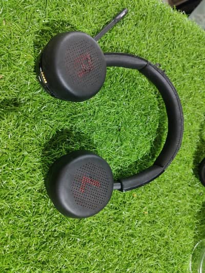 Plantronics calling headsets