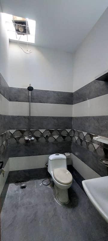 5 Marla House for Sale Ideal Location | Ready to Move