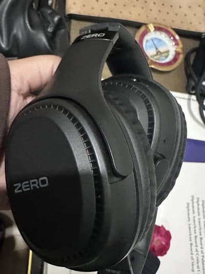 Zero lifestyle headphones