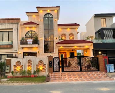 10 Marla Brand New Modern House For Sale
