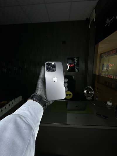 iPhone 14 Pro 256GB - Sim Locked (JV) - 9/10 Condition