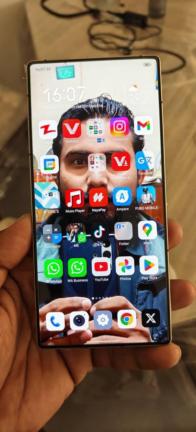 REDMAGIC 10 PRO (Global Version)- 12GB RAM / 256 ROM PUBG 120FPS