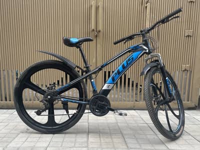 Plus 26 inch sports cycle / mountain bike / bicycle