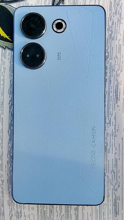 Tecno camon 20