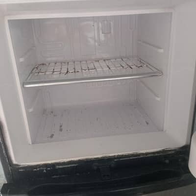 Orient fridge