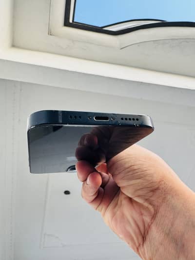 Iphone 13 256gb 85% battery health waterpack