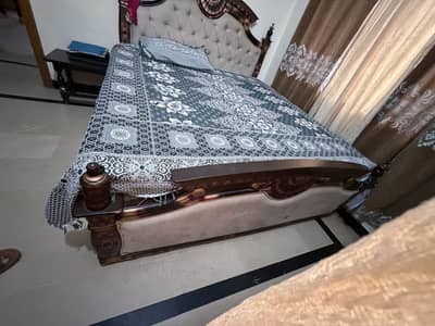 Bed/ Dressing Used Available