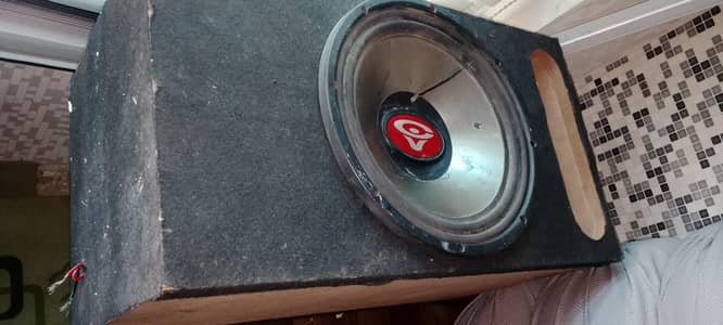 amplifier and woofar