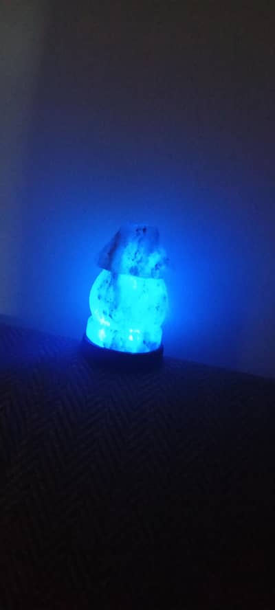 color changing pink salt lamp