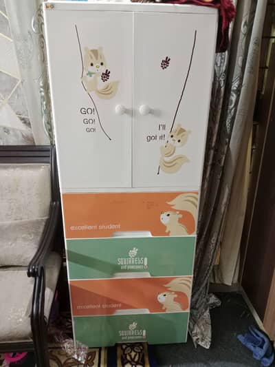 Plastic Kids Wardrobe adjustable perfect for room