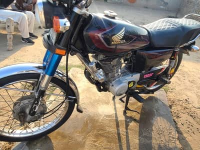 Honda 125 Good condition urgent sale