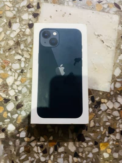 iPhones 13 jv with box