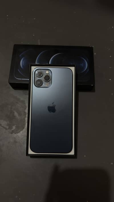 12pro max 128GB / Condition 10/10 / 89 % Battery Health/ PTA Approved