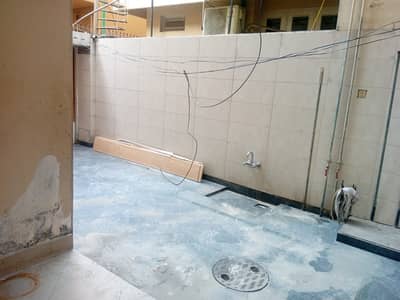 10 marla lower portion available for rent in iqbal town