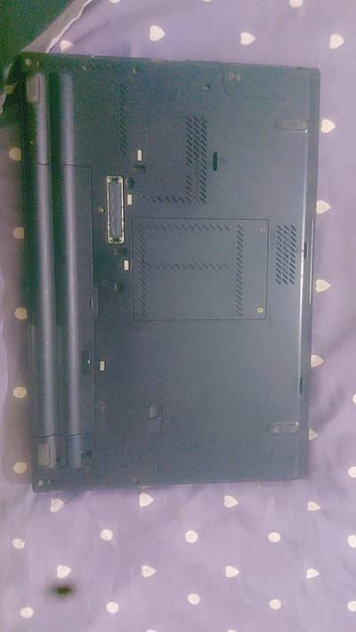 i  want to  sale my laptop condition apke samna ha  all ok wprking