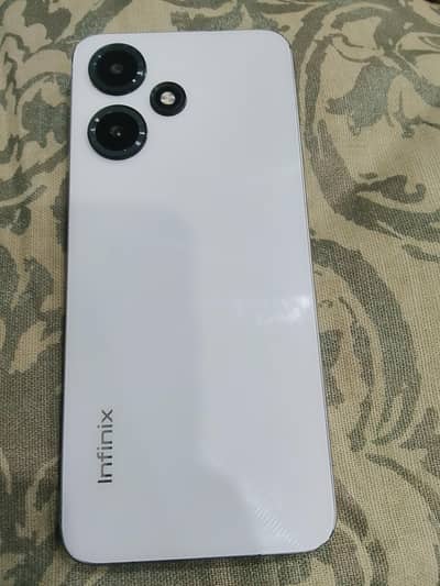 INFINIX HOT 30 PLAY 4+4/64