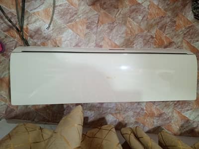 Brand Haier model HSU-18LXA03ZA NON inverter