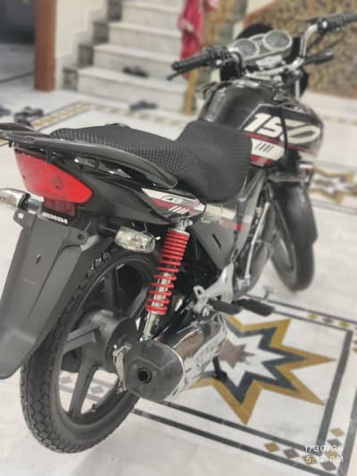 Honda cb 150F