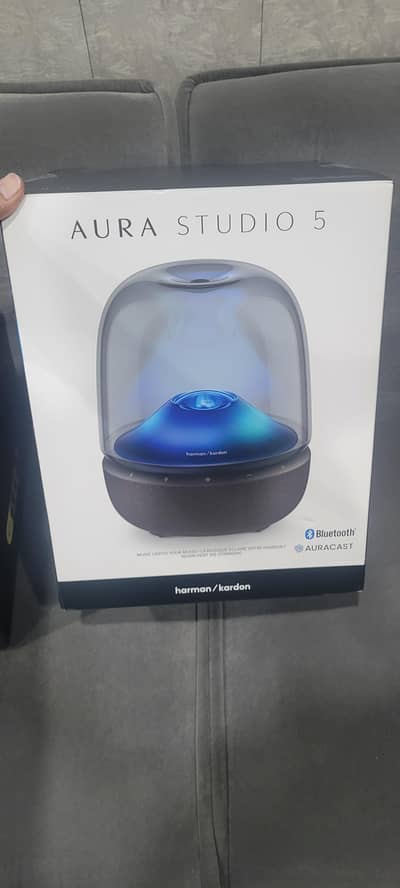 Harman Kardon Aura Studio 5 Bluetooth Speaker  Black