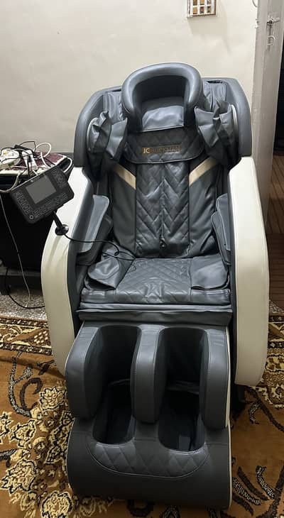 J. C. Buckman TMC-130 Professional Massage Sofa – Excellent Condition