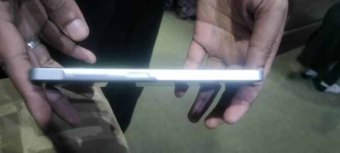 Samsung a06 h full warnty h bilkul new h  0301 4864447