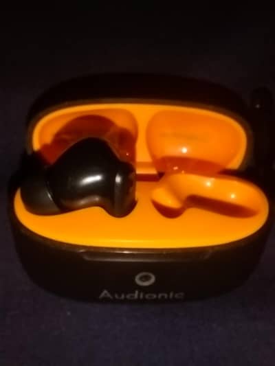 Audionic 690 ION earbuds. Airbud.