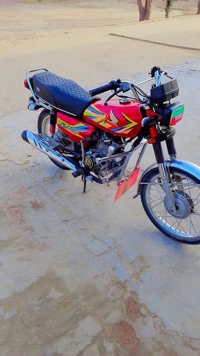 Honda CG125 2014 model