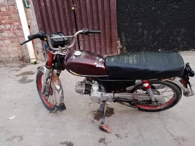 Honda cd70 1984 model  0 3 0 7 8 1 7 8 4 0 9