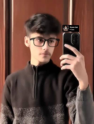 B0tt0m g@y available