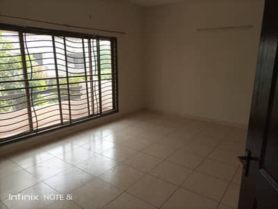 17 Marla House For Sale Main Boulevard, Askari-10 Sector F
