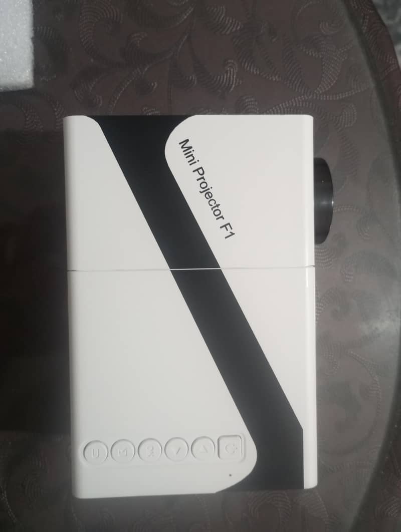 portable mini projector 0