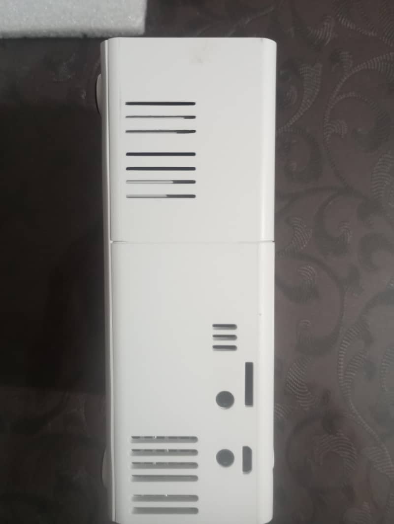 portable mini projector 3